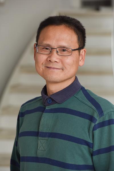 Dr Weidong Gong's photo